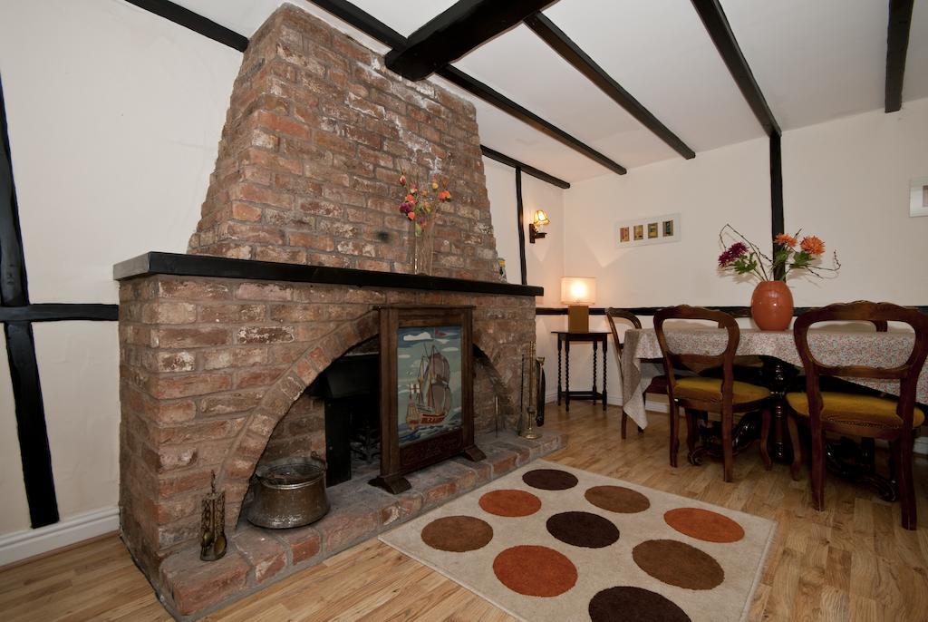 Tros Yr Afon Holiday Cottages And Manor House Beaumaris Rom bilde