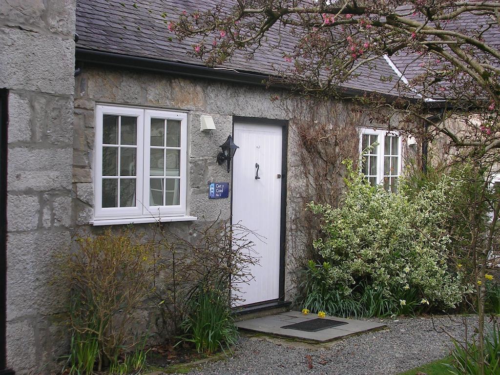 Tros Yr Afon Holiday Cottages And Manor House Beaumaris Rom bilde