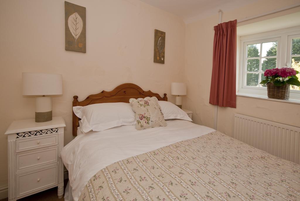 Tros Yr Afon Holiday Cottages And Manor House Beaumaris Rom bilde